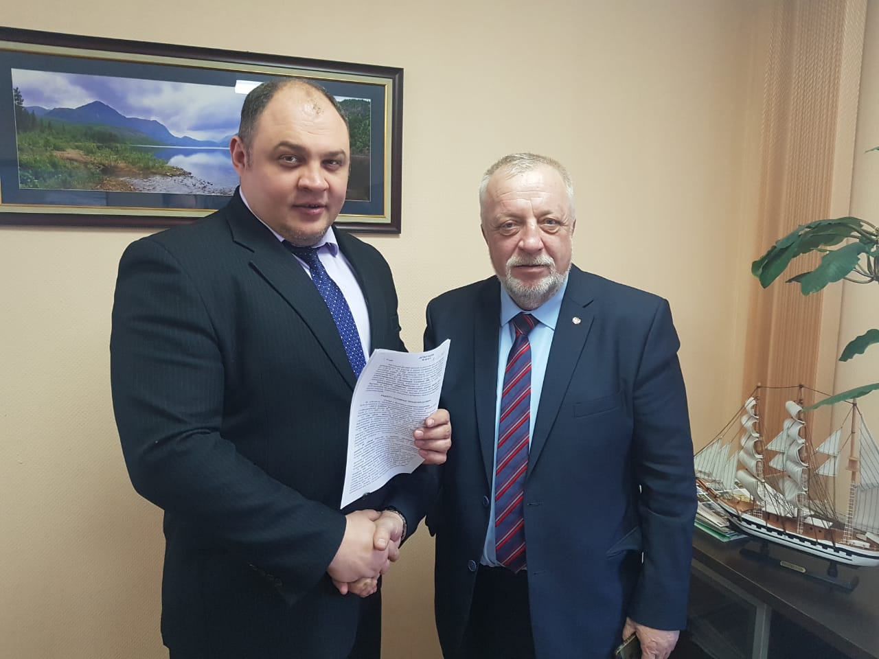 Подписано Соглашение о сотрудничестве с МО «Город Алдан» | Ассоциация строителей Амуро-Якутской магистрали»