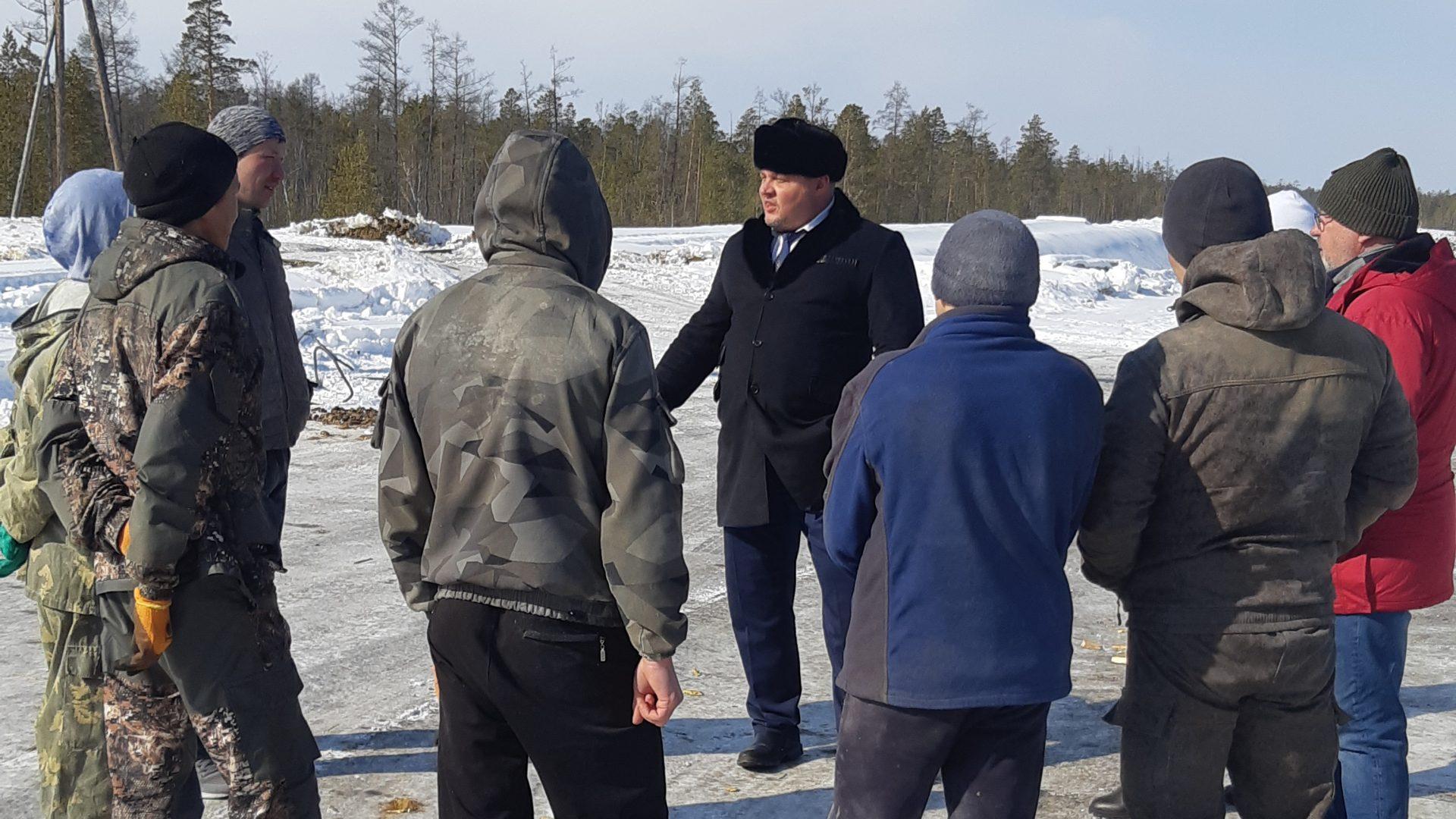 Вывезли! Ударный труд Ассоциации строителей АЯМ накануне закрытия ледовой переправы | Ассоциация строителей Амуро-Якутской магистрали»