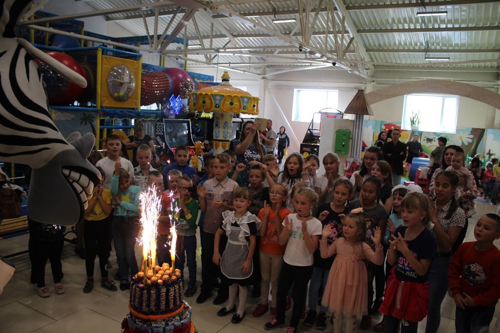 День рождения - праздник детства! ТРК «Чудо-парк» - 8 лет! | Ассоциация строителей Амуро-Якутской магистрали»